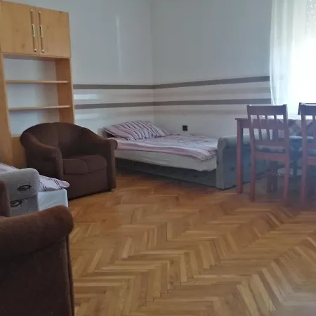 Belvarosi Vendeghaz Guest house