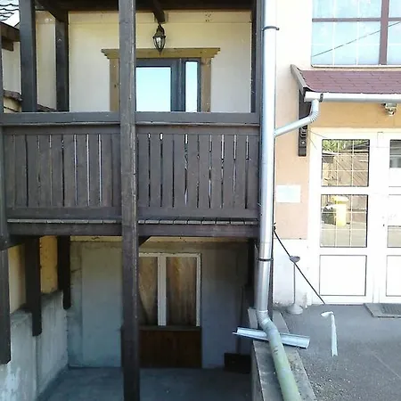 Belvarosi Vendeghaz Guest house *